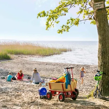 Xxl Familienferienhaus Hébergement de vacances Rechlin